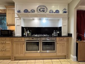 Photo 16- click for photo gallery